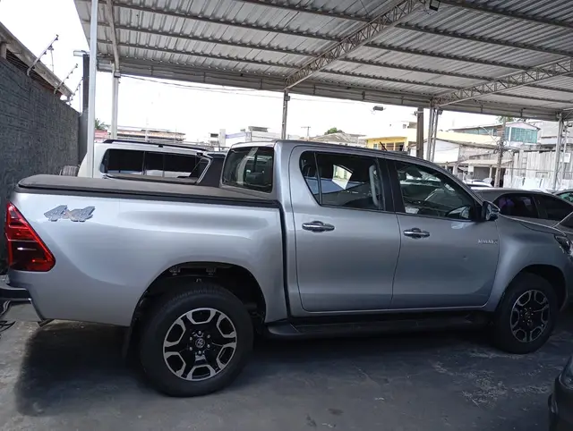 Carro Toyota Hilux Cabine Dupla 2022 SRX 2.8 TDI CD 4x4 (Aut)