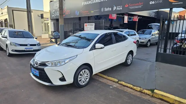 Carro Toyota Yaris 2023 XL 1.5 (Flex) (Aut)