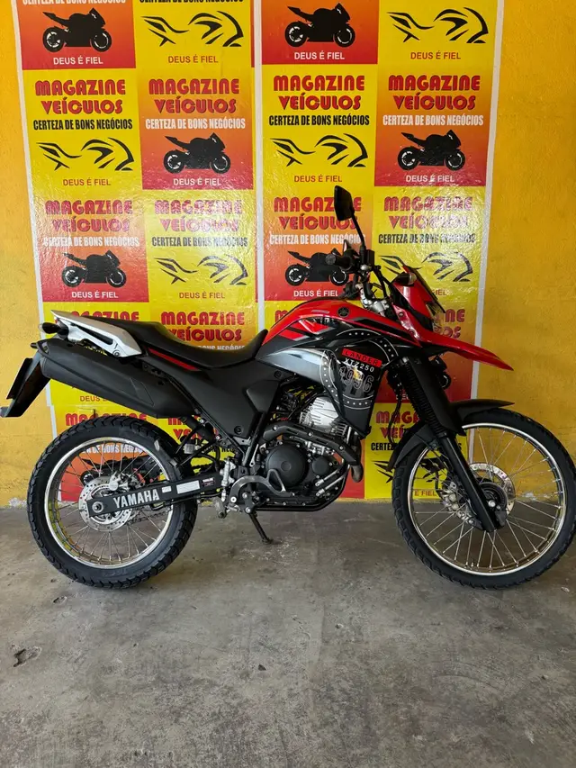 Carro Yamaha XTZ 250 Lander 2023 ABS