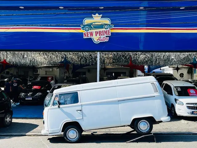 Carro Volkswagen Kombi Furgão 2001 Kombi Furgao 1.6 MI
