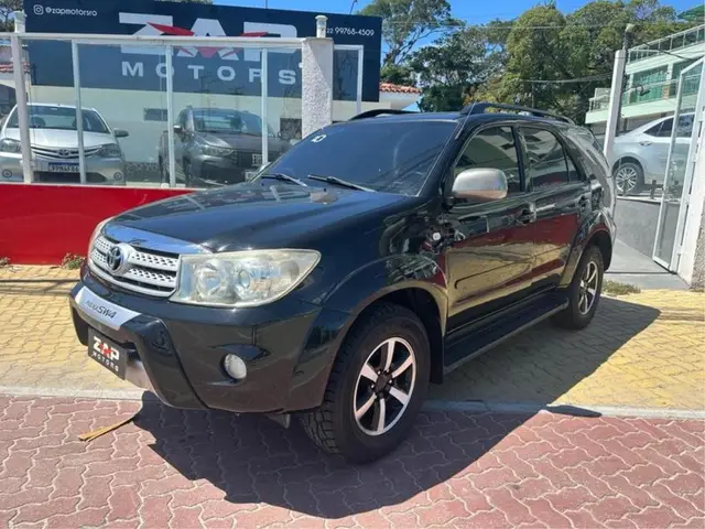 Carro Toyota Hilux SW4 2010 SR 4x2 2.7 VVT-i (aut)