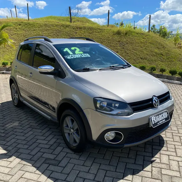 Carro Volkswagen CrossFox 2012 1.6 VHT (Flex)