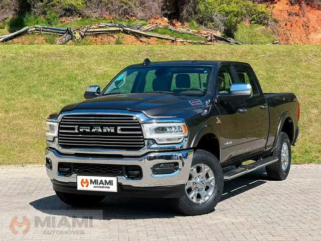 Carro RAM 3500 2022 Laramie 6.7