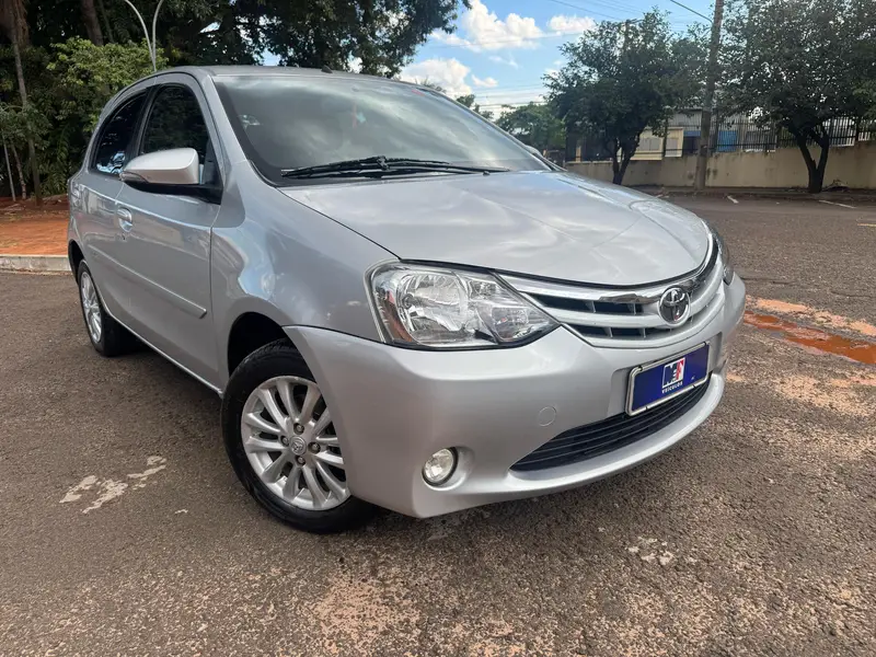 Toyota Etios XLS 1.5 (Flex)