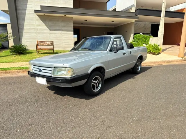 Carro Ford Pampa 1997 L 1.8 i (Cab Simples)