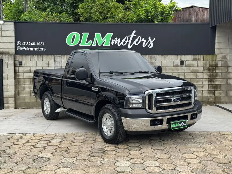 Ford F-250 XLT 4x2 3.9 (Cab Simples)