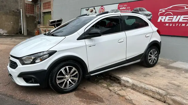 Carro Chevrolet Onix 2018 1.4 Activ SPE/4