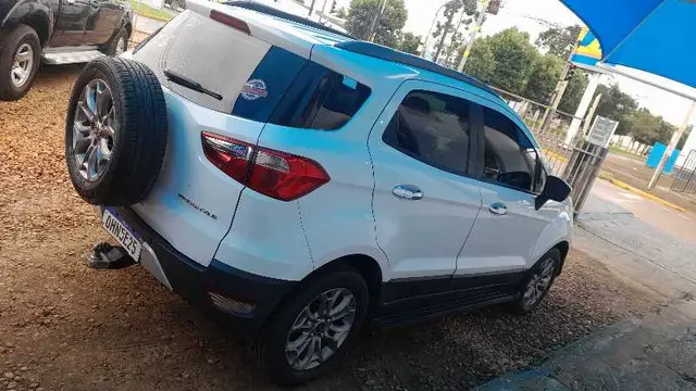 Carro Ford EcoSport 2017 Ecosport Freestyle 1.6 16V (Flex)