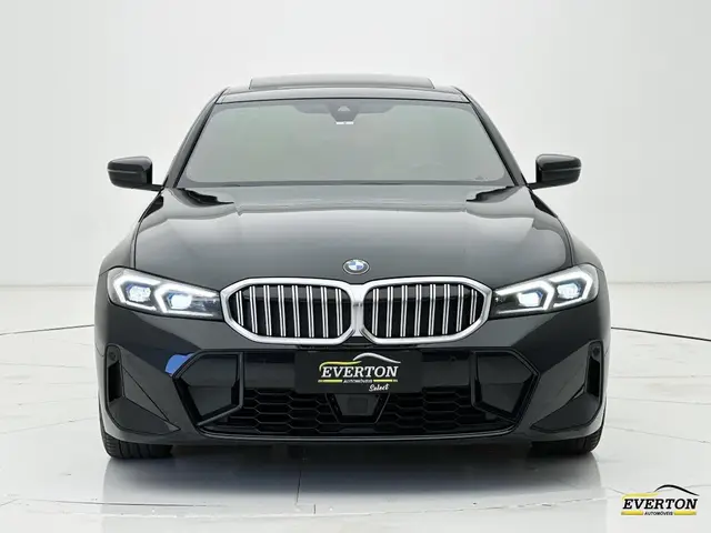 Carro BMW 320i 2024 M Sport 2.0 Turbo (Aut.)