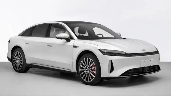 Novo sedan de luxo chinês chegará em breve ao mercado, mas ainda não pisa aqui
