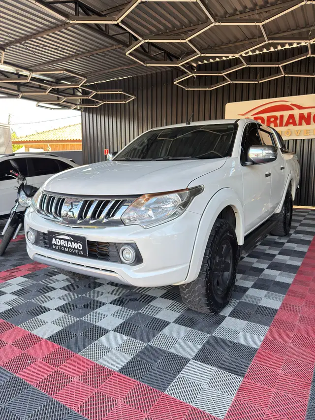 Carro Mitsubishi L200 Triton Sport 2017 Sport 2.4 DID-H HPE 4WD (Aut)