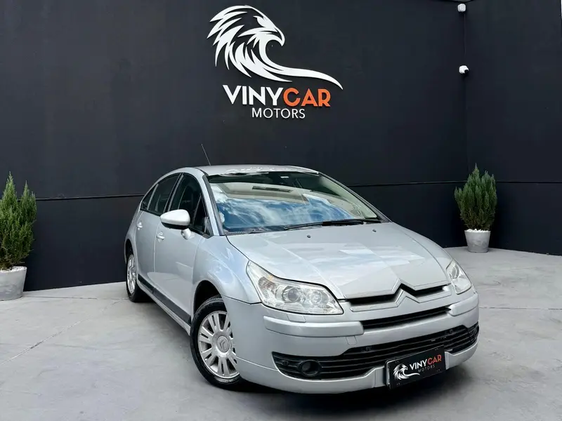 Citroën C4 Exclusive 2.0 (flex)