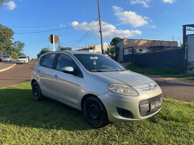 Fiat Palio Attractive 1.0 Evo (Flex)