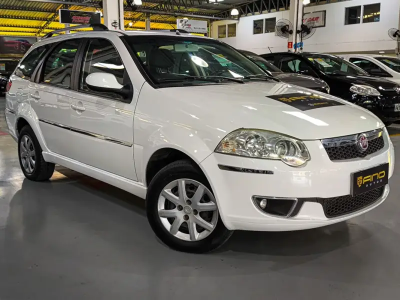 Fiat Palio Attractive 1.4 8V (Flex)