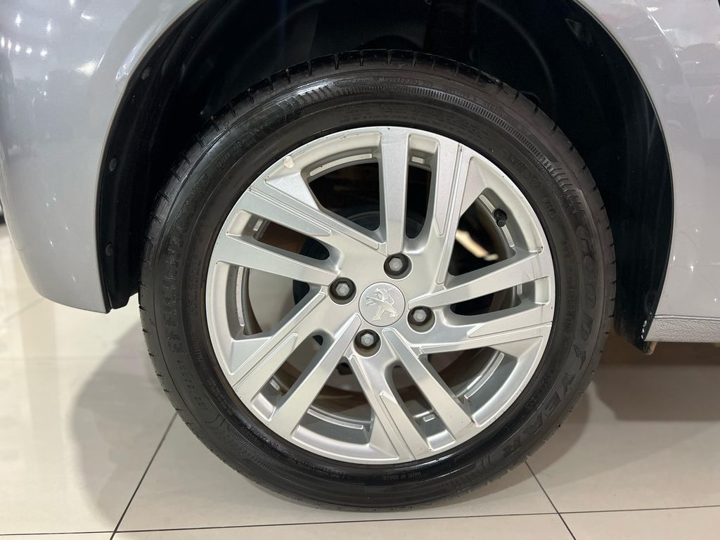 208 Active 1.6
