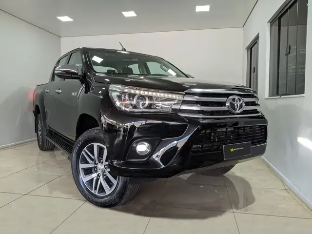 Carro Toyota Hilux Cabine Dupla 2018 Hilux 2.8 16v TDI SRV CD 4x4 (Aut)