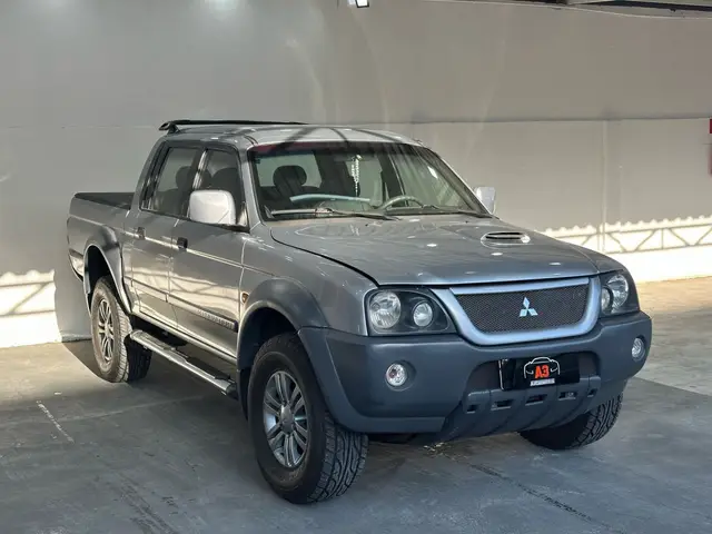 Carro Mitsubishi L200 2008 L 200 GL 4x4 2.5 Turbo (cab. dupla)