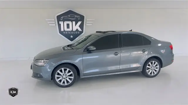 Carro Volkswagen Jetta 2013 2.0 Comfortline (Flex)
