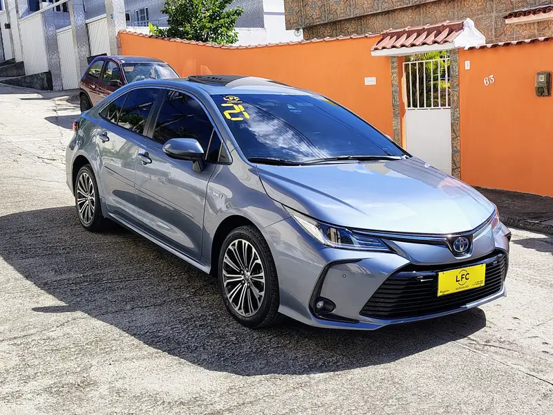 Toyota Corolla Altis Premium Hybrid 1.8