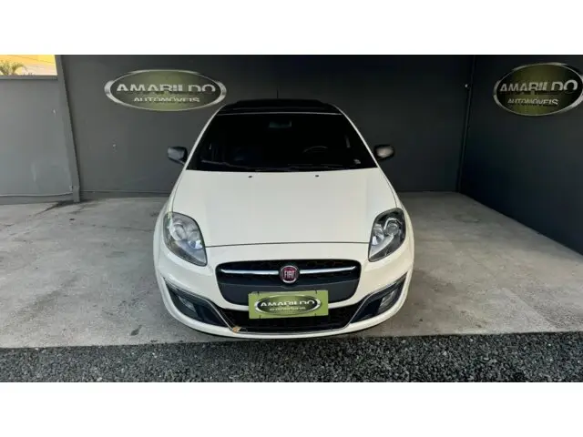 Carro Fiat Bravo 2016 Essence 1.8 16V Dualogic (Flex)