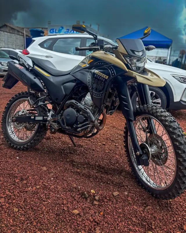 Carro Yamaha XTZ 250 Lander 2023 ABS