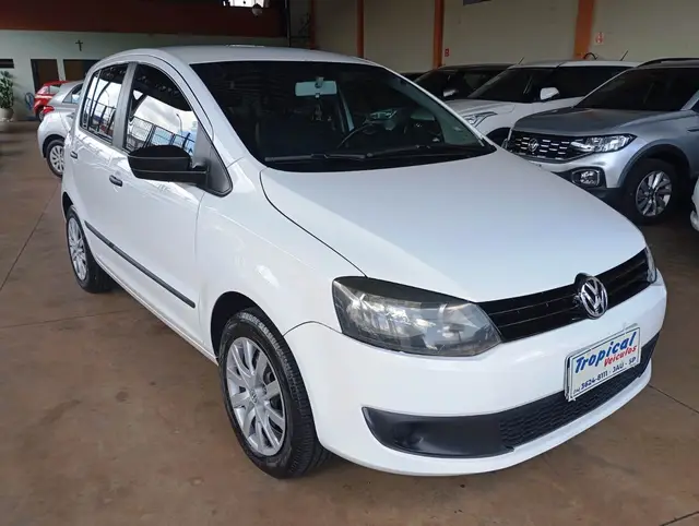 Carro Volkswagen Fox 2013 1.6 VHT (Flex)