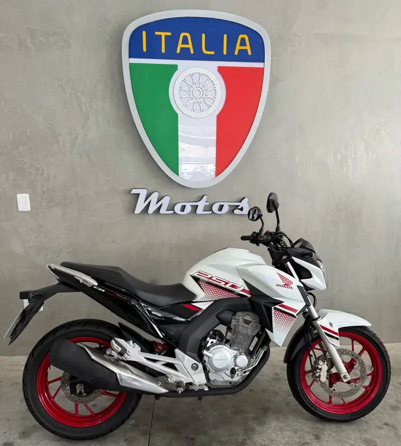 Honda CB 250F Twister (CBS)