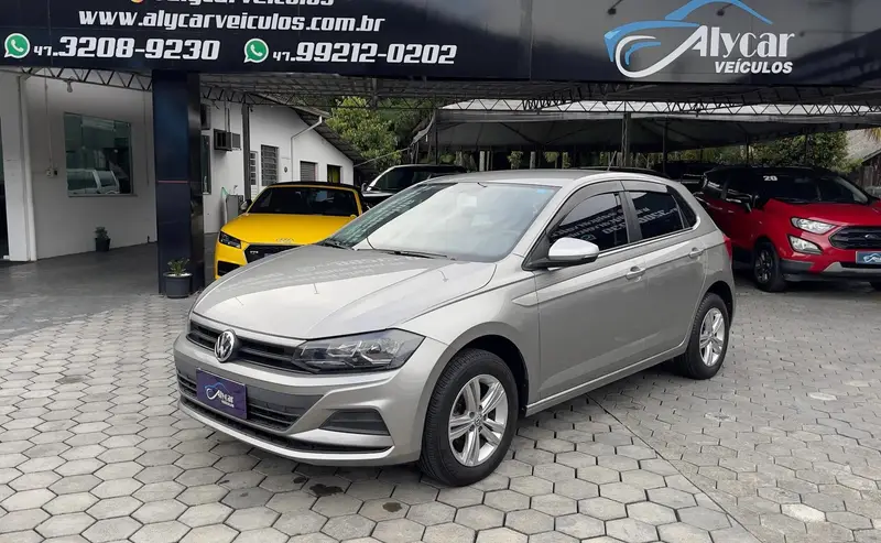 Volkswagen Polo 1.0 MPI (Flex)