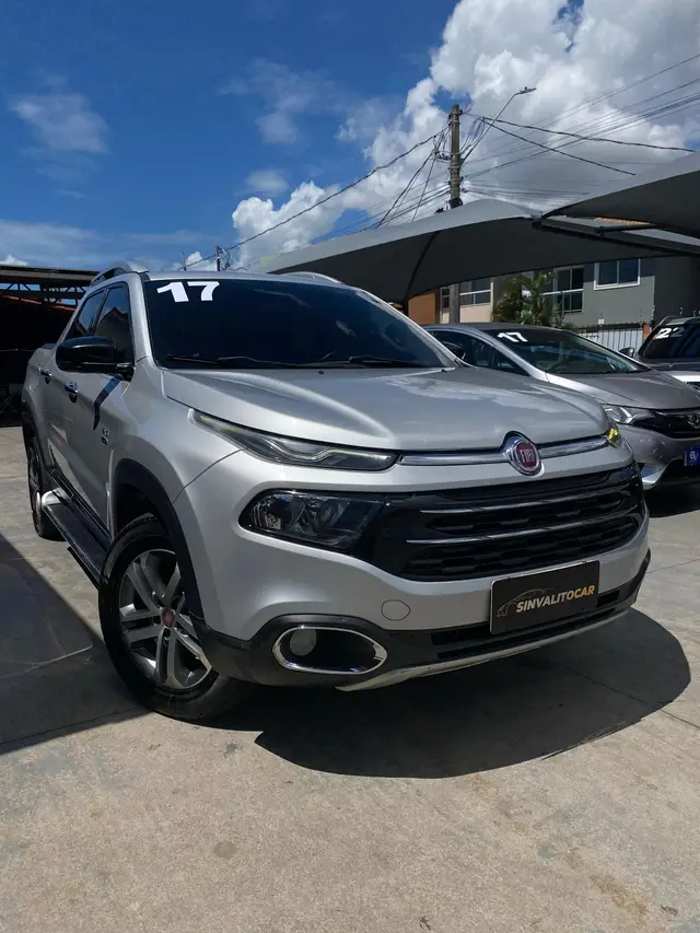 Carro Fiat Toro 2017 2.0 TDI Volcano Auto 4WD