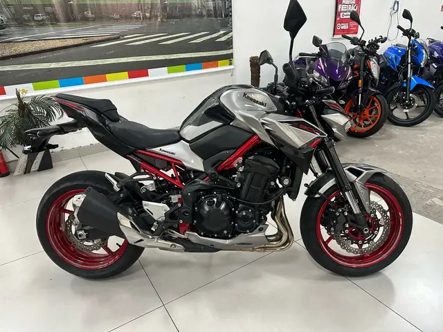 Moto Kawasaki Z 900 2023 Z 900