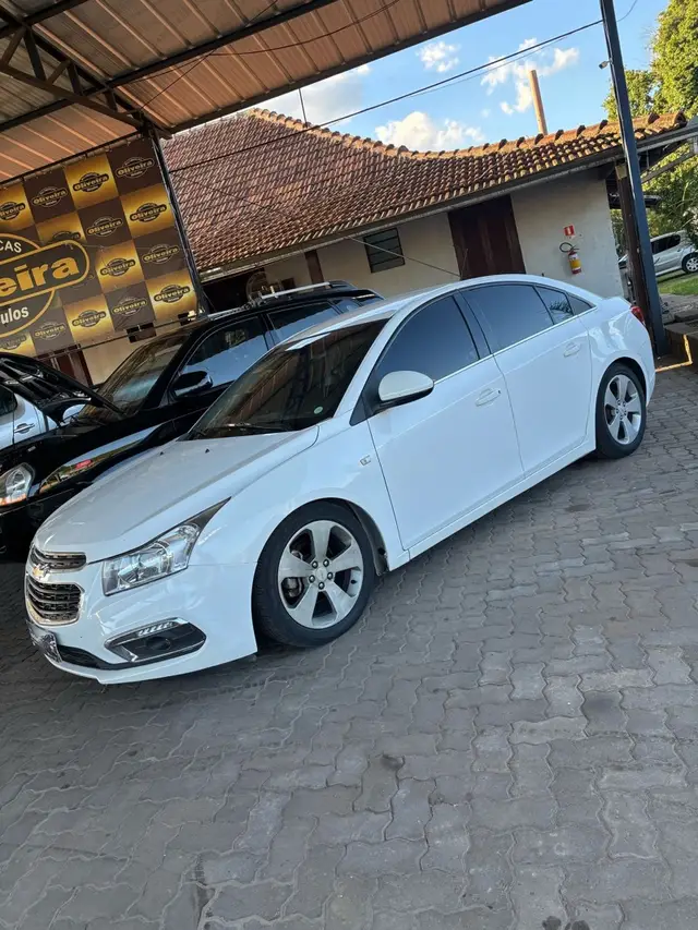 Carro Chevrolet Cruze 2015 LT 1.8 16V Ecotec (Flex)