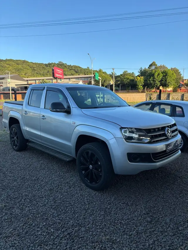 Carro Volkswagen Amarok 2013 2.0 SE 4x4 TDi (Cab Dupla)