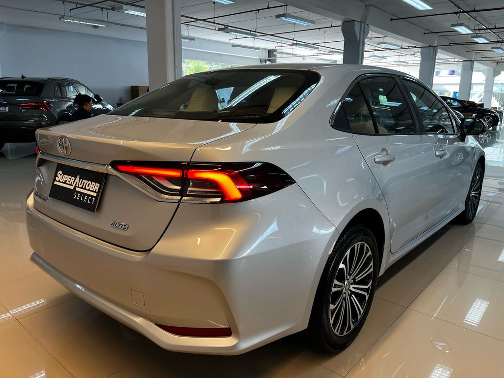Corolla 2.0 Altis Multi-Drive S (Flex)