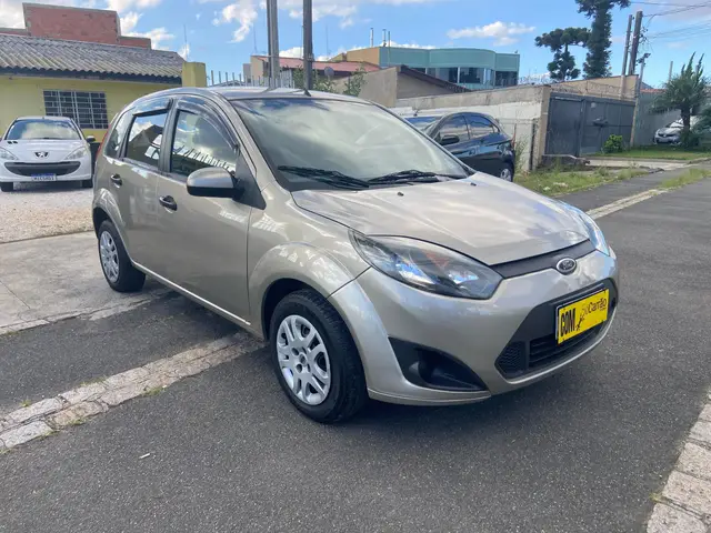 Carro Ford Fiesta Hatch 2011 1.0 (Flex)