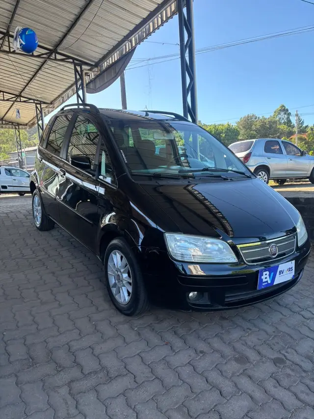 Carro Fiat Idea 2010 ELX 1.4 (Flex)