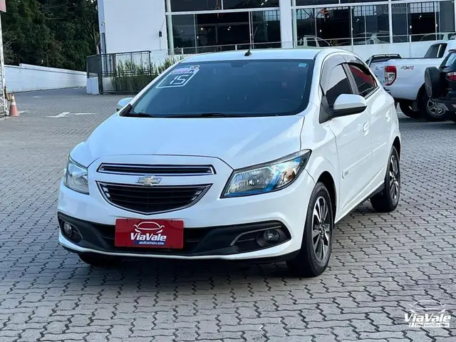 Carro Chevrolet Onix 2015 1.4 LTZ SPE/4