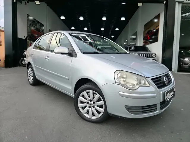 Carro Volkswagen Polo Sedan 2011 1.6 8V (Flex)