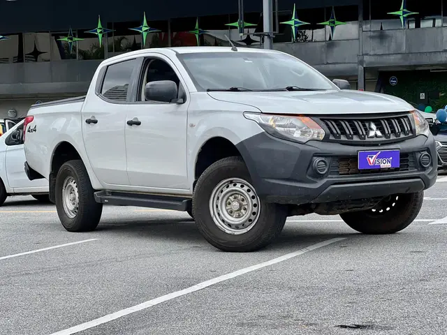 Carro Mitsubishi L200 Triton Sport 2021 Sport 2.4 DID-H GLS 4WD (Aut)
