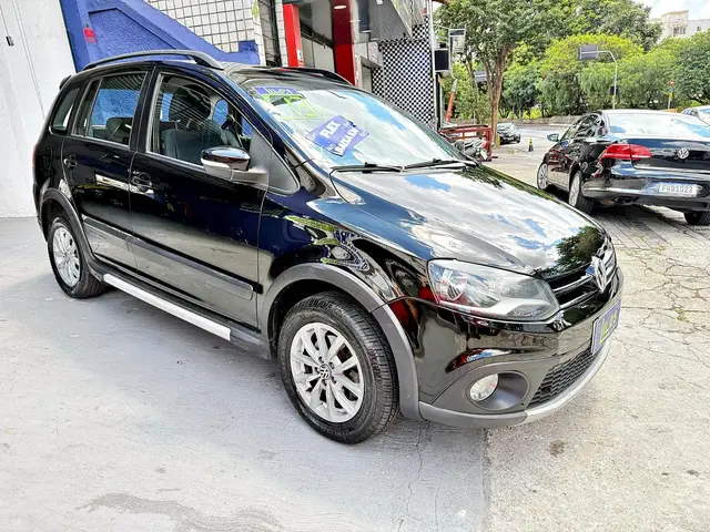 Carro Volkswagen SpaceCross 2013 1.6 8V (Flex)
