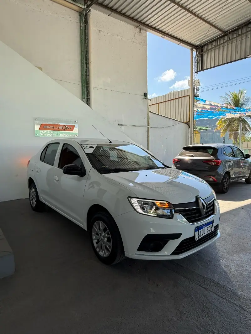 Renault Logan Zen 1.0