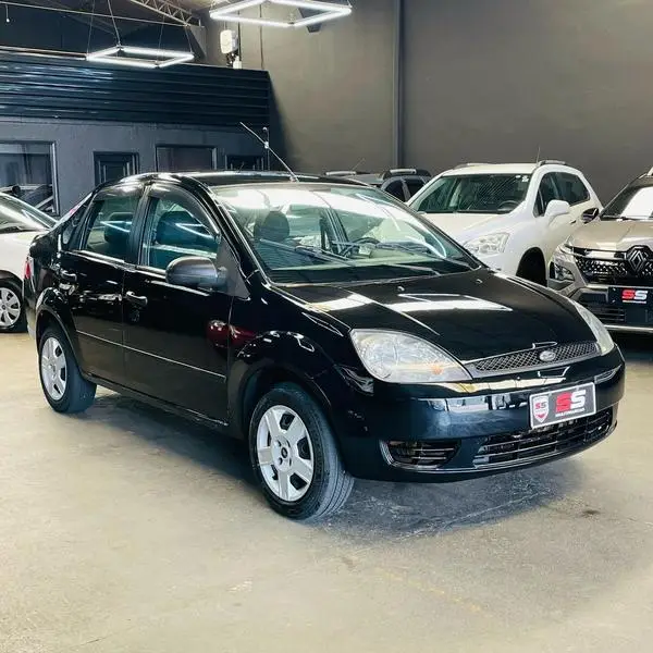 Ford Fiesta Sedan 1.6 (Flex)