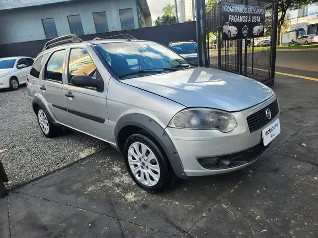Carro Fiat Palio Weekend 2010 Trekking 1.4 8V (Flex)