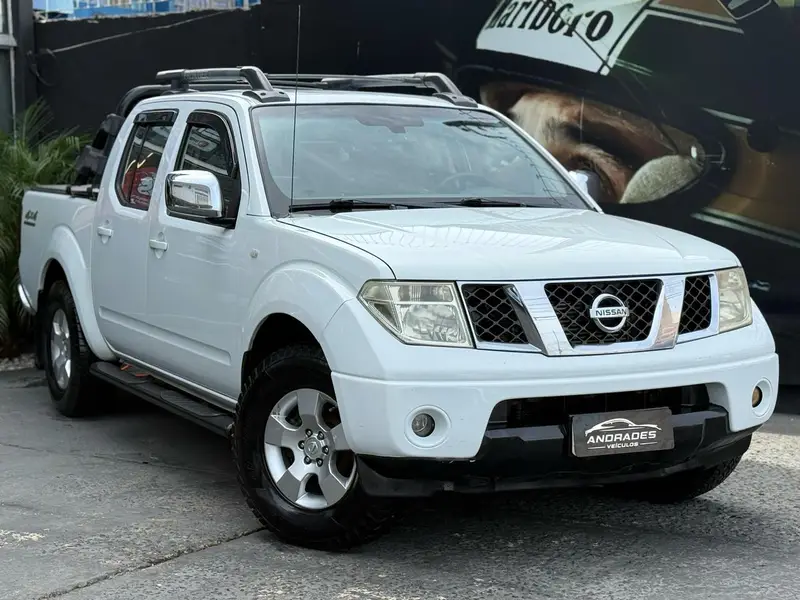 Nissan Frontier LE 4x4 2.5 16V (cab. dupla) (aut)