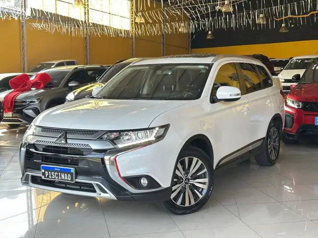 Carro Mitsubishi Outlander 2022 2.0 HPE CVT