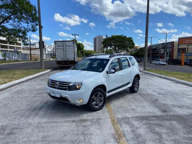 Carro Renault Duster 2014 2.0 16V Dynamique (Flex)(Aut)