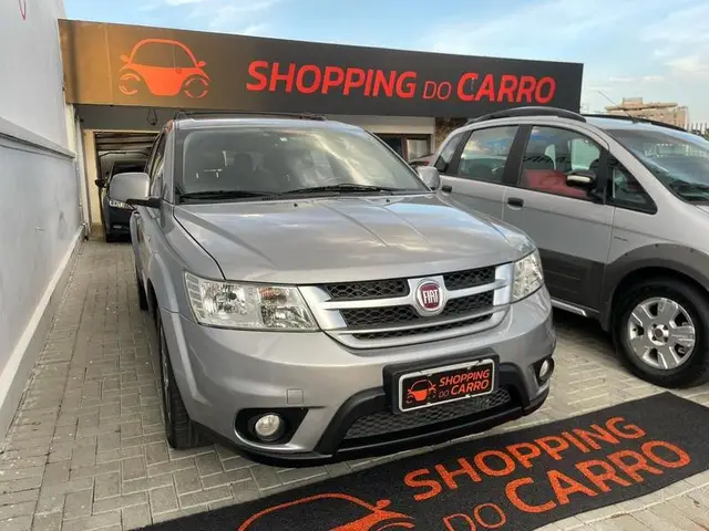 Carro Fiat Freemont 2015 2.4 16V Precision (Aut)
