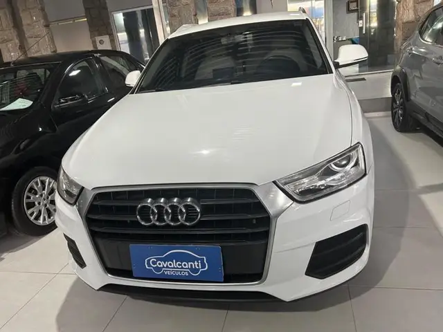 Carro Audi Q3 2016 1.4 TFSI Ambiente S Tronic