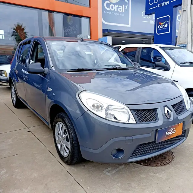 Carro Renault Sandero 2011 Authentique 1.0 16V (flex)
