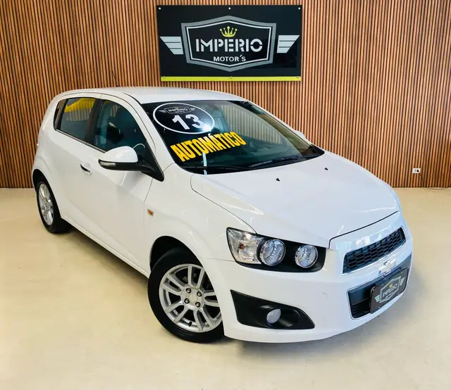 Carro Chevrolet Sonic 2013 Hatch LTZ 1.6 (Aut)