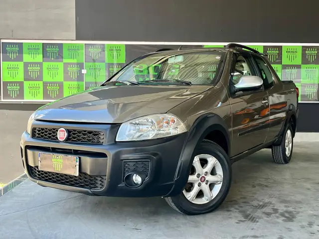 Carro Fiat Strada 2016 Working 1.4 (Flex) (Cabine Dupla)